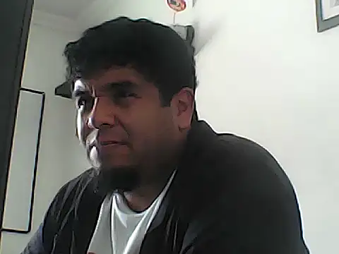 Snapshot of Rolo-Sumiso chatting on October 14, 2025, 1:56 pm Rolo-Sumiso online show from October 14, 2025, 1:56 pm