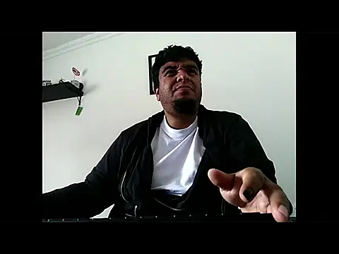 Snapshot of Rolo-Sumiso chatting on October 17, 2025, 12:52 pm Rolo-Sumiso online show from October 17, 2025, 12:52 pm