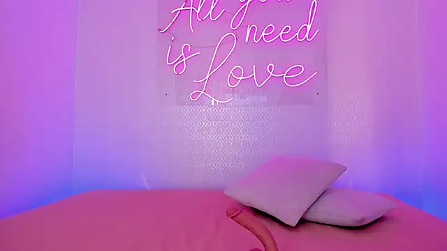 aleksandramiller  online show from April 23, 2026, 8:55 pm