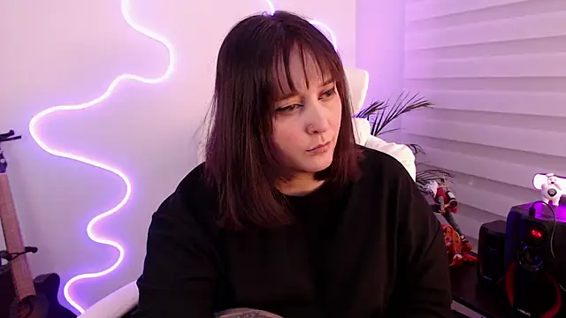 FallenAngel- online show from September 9, 2025, 11:37 pm