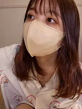 Snapshot of Sakura-japanese- chatting on March 26, 2026, 12:28 am Sakura-japanese- online show from March 26, 2026, 12:28 am