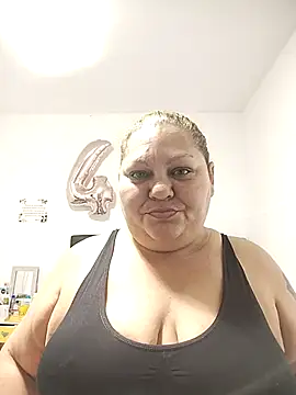 Miasmithr online show from December 5, 2025, 1:09 pm