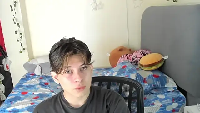 Felix art online show from October 23, 2025, 7:01 pm