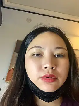 zhizhinaigai online show from June 14, 2026, 3:52 am