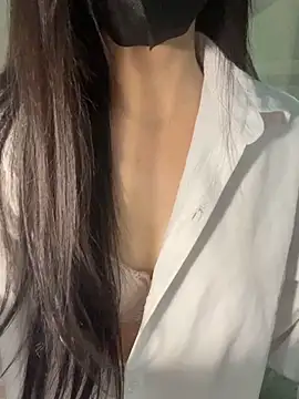 Snapshot of Dior_baby chatting on October 9, 2025, 1:58 am Dior baby online show from October 9, 2025, 1:58 am