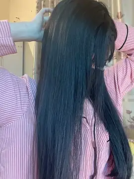 Dior baby online show from March 7, 2026, 5:15 am