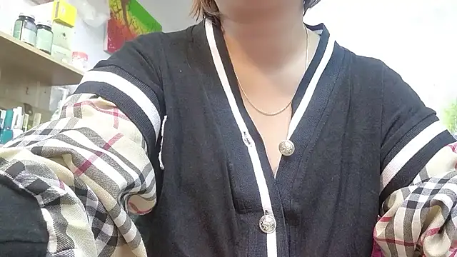 MichiLovely online show from December 16, 2025, 6:29 am