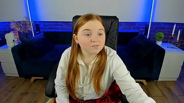 Snapshot of KattyRose8 chatting on October 1, 2025, 6:03 pm KattyRose8 online show from October 1, 2025, 6:03 pm