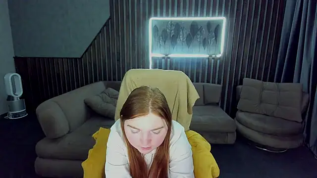 Snapshot of KattyRose8 chatting on October 17, 2025, 5:54 am KattyRose8 online show from October 17, 2025, 5:54 am