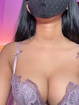 Neha18 online show from April 20, 2026, 1:25 pm