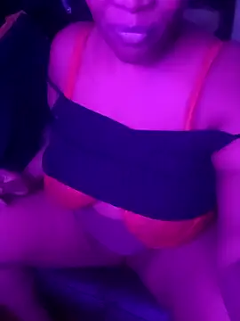 Snapshot of Nisha_Benz chatting on September 22, 2025, 8:00 pm Nisha Benz online show from September 22, 2025, 8:00 pm