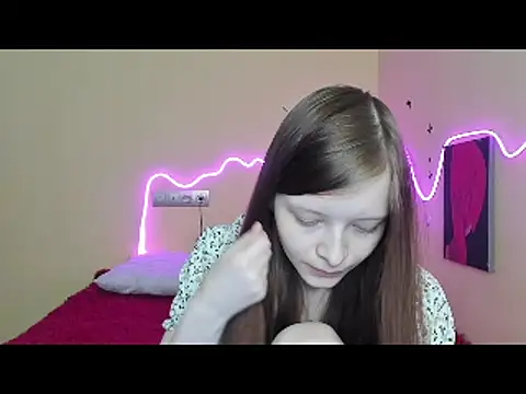 AliceHaris online show from September 24, 2025, 1:31 am