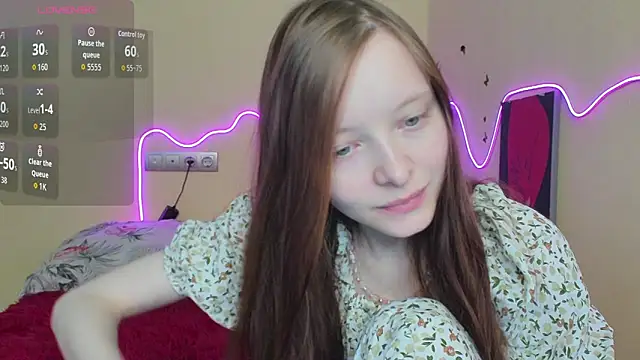 AliceHaris online show from October 1, 2025, 3:01 am