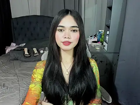 yunxieesweetgurl online show from April 25, 2026, 2:14 pm