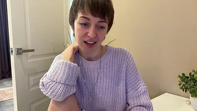 daniellia  online show from January 16, 2026, 9:35 am