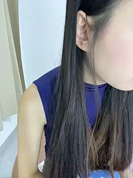 MengMeng0515 online show from June 7, 2026, 2:21 pm