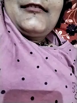 beena01 online show from October 20, 2025, 5:57 pm