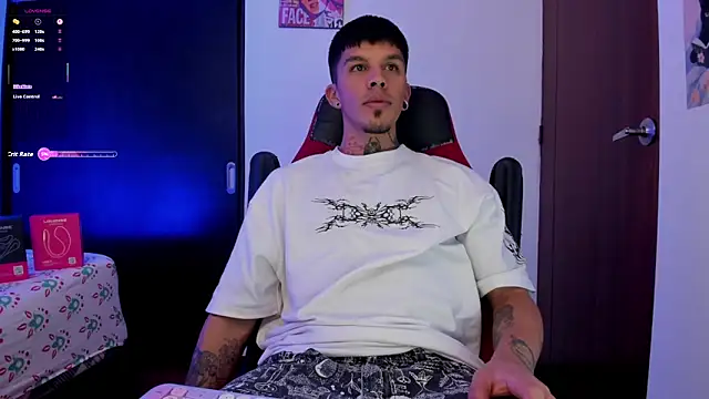 Snapshot of Savajelust chatting on September 27, 2025, 10:53 am Savajelust online show from September 27, 2025, 10:53 am