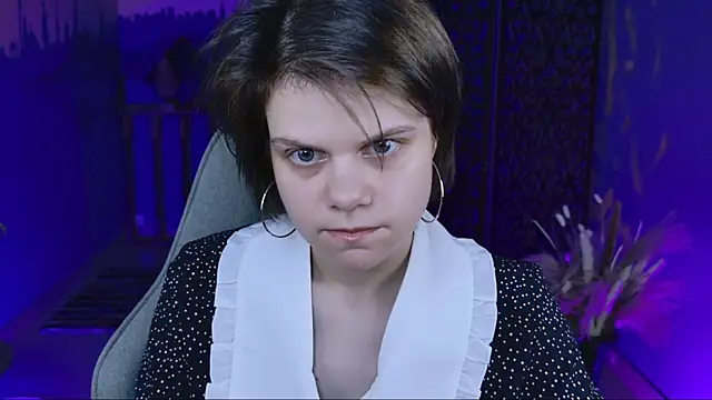 Snapshot of EllieMurler chatting on September 23, 2025, 9:12 am EllieMurler online show from September 23, 2025, 9:12 am