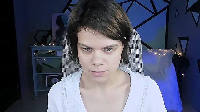 Snapshot of EllieMurler chatting on September 24, 2025, 9:12 am EllieMurler online show from September 24, 2025, 9:12 am