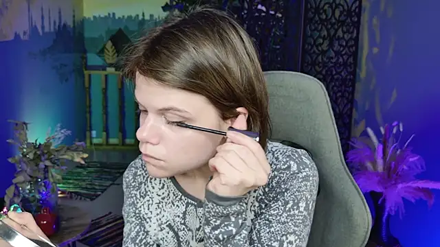 Snapshot of EllieMurler chatting on October 2, 2025, 9:16 am EllieMurler online show from October 2, 2025, 9:16 am