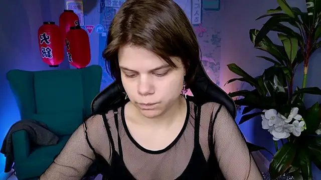 EllieMurler online show from January 6, 2026, 1:04 pm