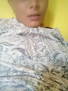 Snapshot of Hot_siiii chatting on October 3, 2025, 8:11 am Hot siiii online show from October 3, 2025, 8:11 am