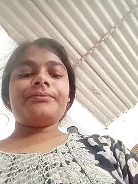 Snapshot of Hot_siiii chatting on October 5, 2025, 2:10 am Hot siiii online show from October 5, 2025, 2:10 am