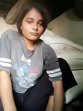 Snapshot of Hot_siiii chatting on October 7, 2025, 3:25 am Hot siiii online show from October 7, 2025, 3:25 am