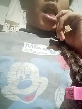 Snapshot of Hot_siiii chatting on October 14, 2025, 2:07 pm Hot siiii online show from October 14, 2025, 2:07 pm