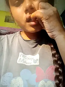 Snapshot of Hot_siiii chatting on October 19, 2025, 1:39 am Hot siiii online show from October 19, 2025, 1:39 am