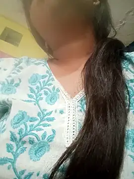 Snapshot of Hot_siiii chatting on October 21, 2025, 1:17 am Hot siiii online show from October 21, 2025, 1:17 am