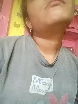 Snapshot of Hot_siiii chatting on October 22, 2025, 1:28 am Hot siiii online show from October 22, 2025, 1:28 am