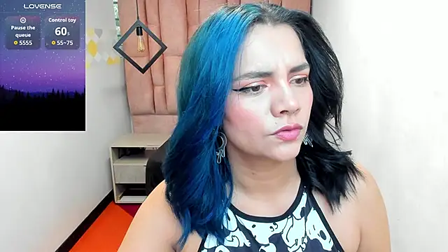 Snapshot of Kiara_Cruz__ chatting on October 7, 2025, 8:06 pm Kiara Cruz   online show from October 7, 2025, 8:06 pm
