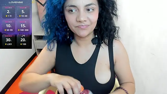 Snapshot of Kiara_Cruz__ chatting on October 9, 2025, 8:07 pm Kiara Cruz   online show from October 9, 2025, 8:07 pm