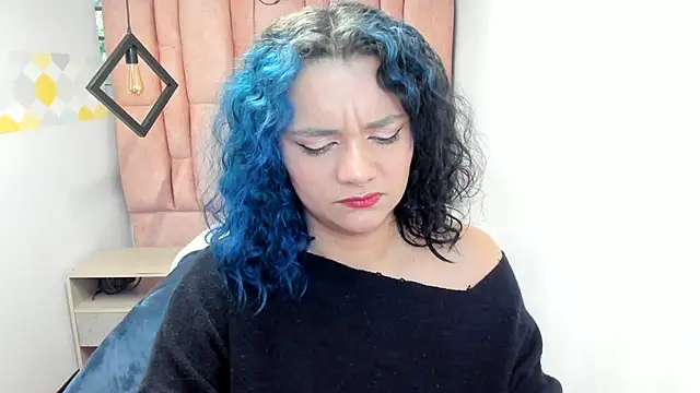 Snapshot of Kiara_Cruz__ chatting on October 17, 2025, 8:33 pm Kiara Cruz   online show from October 17, 2025, 8:33 pm
