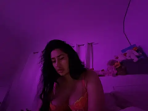 cherrybaibiee online show from April 25, 2026, 2:58 am