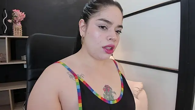 sunnypaytton online show from September 17, 2025, 12:51 pm