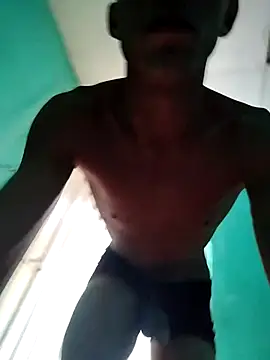 Snapshot of Brayanellatino chatting on March 13, 2026, 1:40 pm Brayanellatino online show from March 13, 2026, 1:40 pm