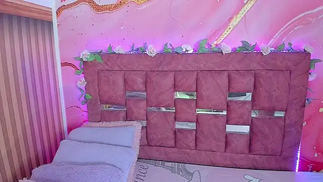 amy rose   online show from October 7, 2025, 3:14 am