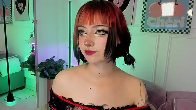 Zoe Lynch  online show from March 23, 2026, 11:58 am