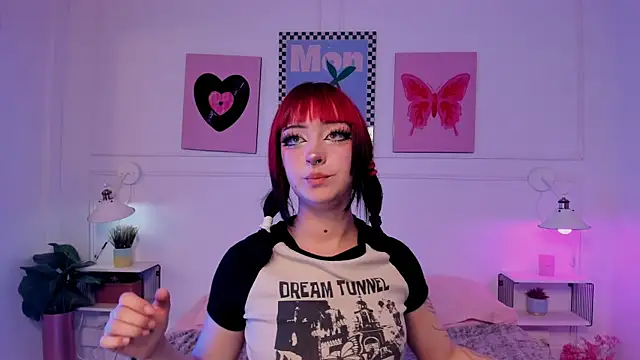 Zoe Lynch  online show from April 22, 2026, 11:34 am
