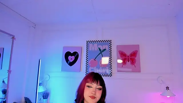 Snapshot of Zoe_Lynch_ chatting on July 9, 2026, 12:09 pm Zoe Lynch online show from July 9, 2026, 12:09 pm