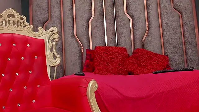 SienaFacchini online show from October 10, 2025, 7:24 pm