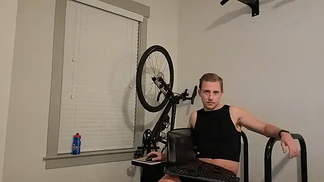 Snapshot of Drakerileyxxx chatting on January 8, 2026, 3:31 am Drakerileyxxx online show from January 8, 2026, 3:31 am