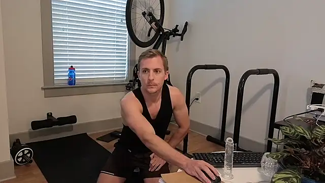 Snapshot of Drakerileyxxx chatting on January 11, 2026, 4:56 pm Drakerileyxxx online show from January 11, 2026, 4:56 pm