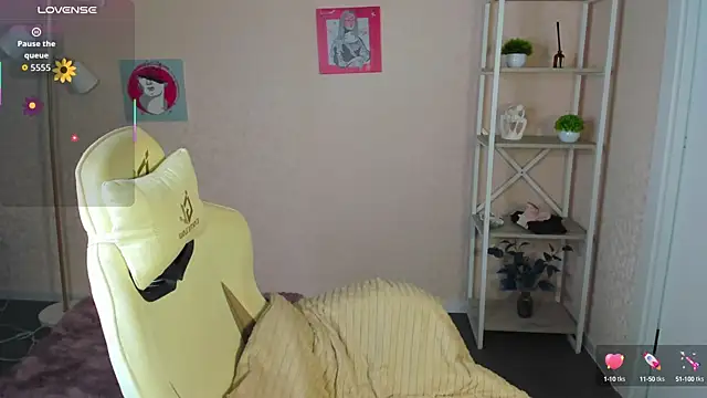 R0cket bunny online show from September 19, 2025, 12:02 am