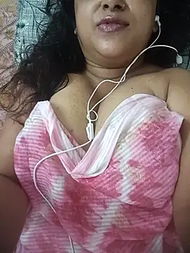 sweet jenni online show from July 14, 2026, 5:01 am