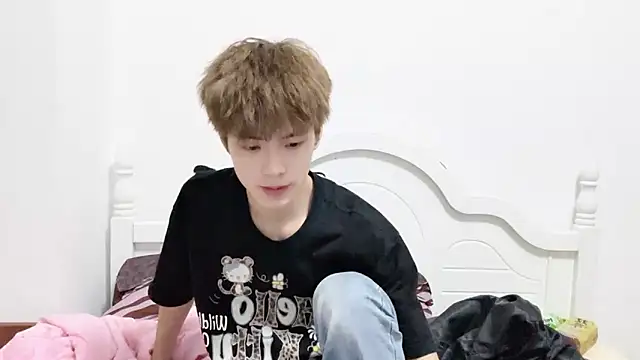 linger2563 online show from October 11, 2025, 2:37 pm