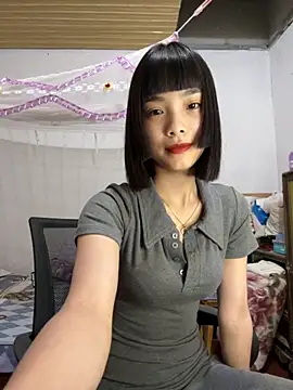 Snapshot of andymi1 chatting on September 11, 2025, 7:52 am andymi1 online show from September 11, 2025, 7:52 am